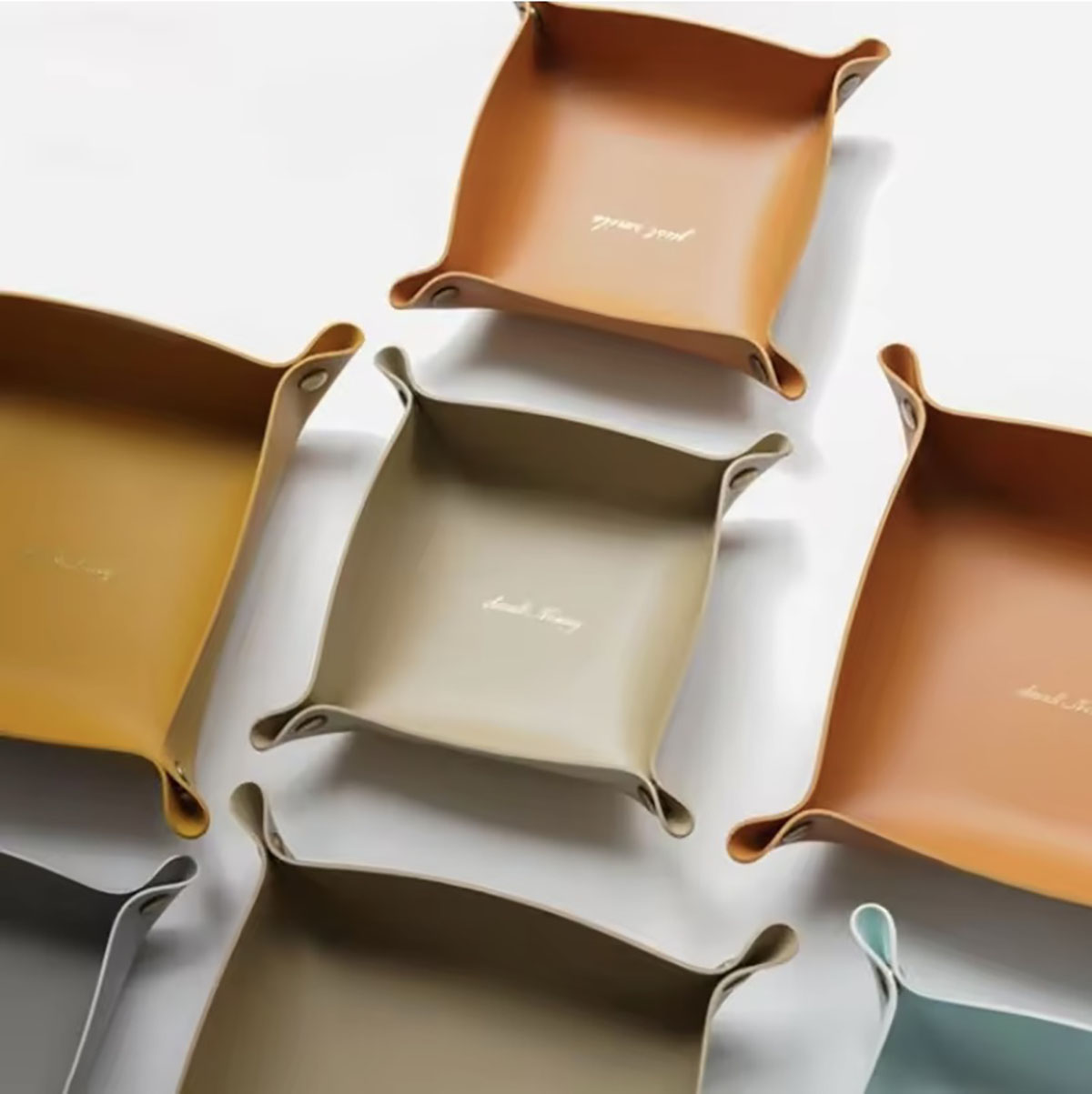 Skórzana taca do przechowywani – Home Decor Organizer recenzja i cena