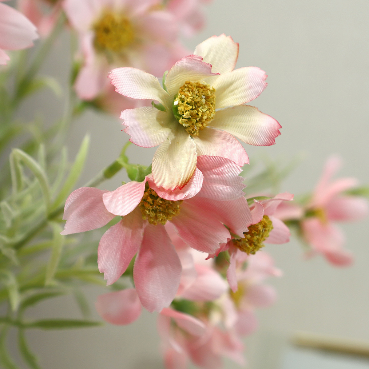 10 szt. Sztuczne kwiaty 6 głów – Home Decor Daisy recenzja i cena